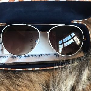 White rimmed Stella & Dot aviators!